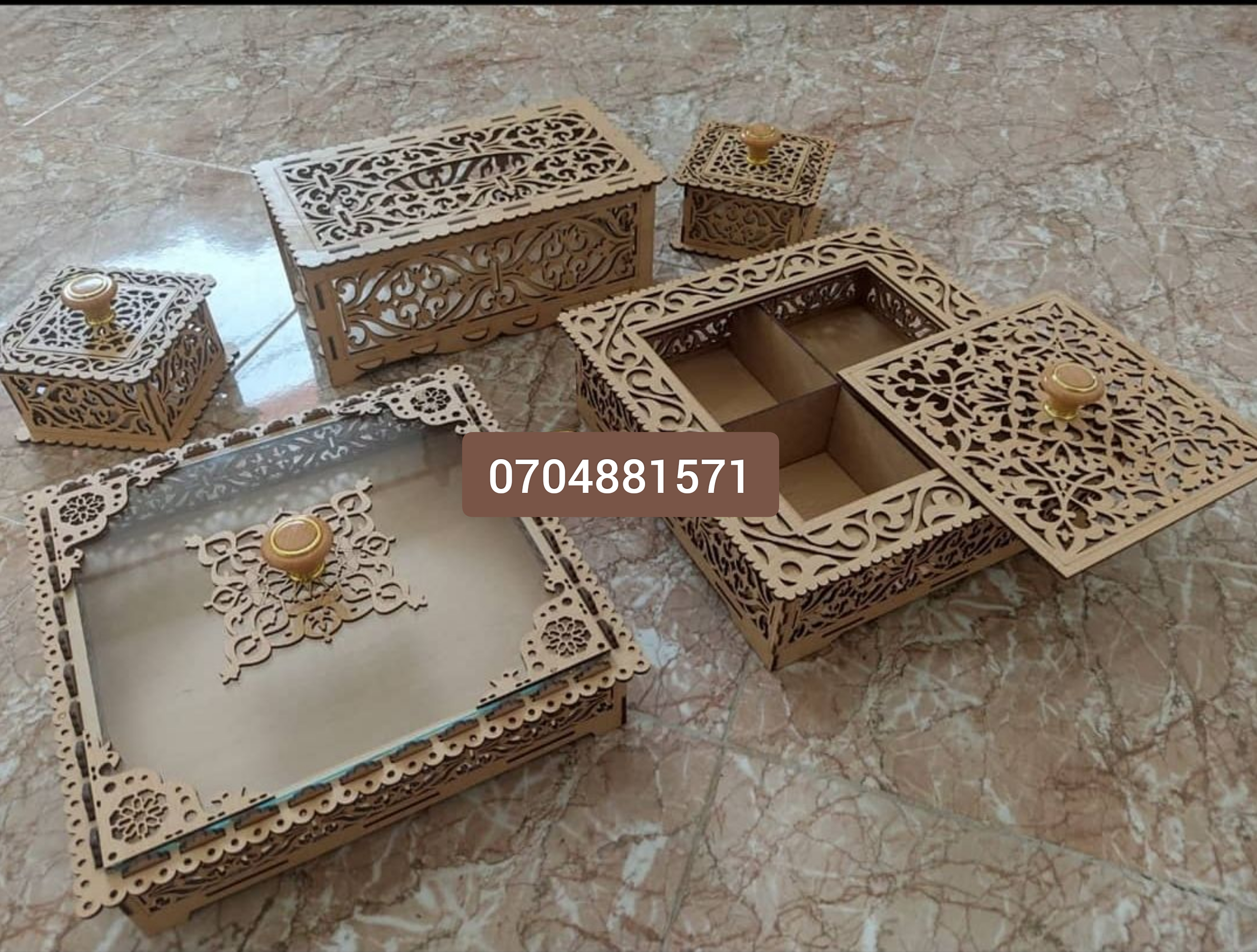 Ensemble des plateaux artisanales