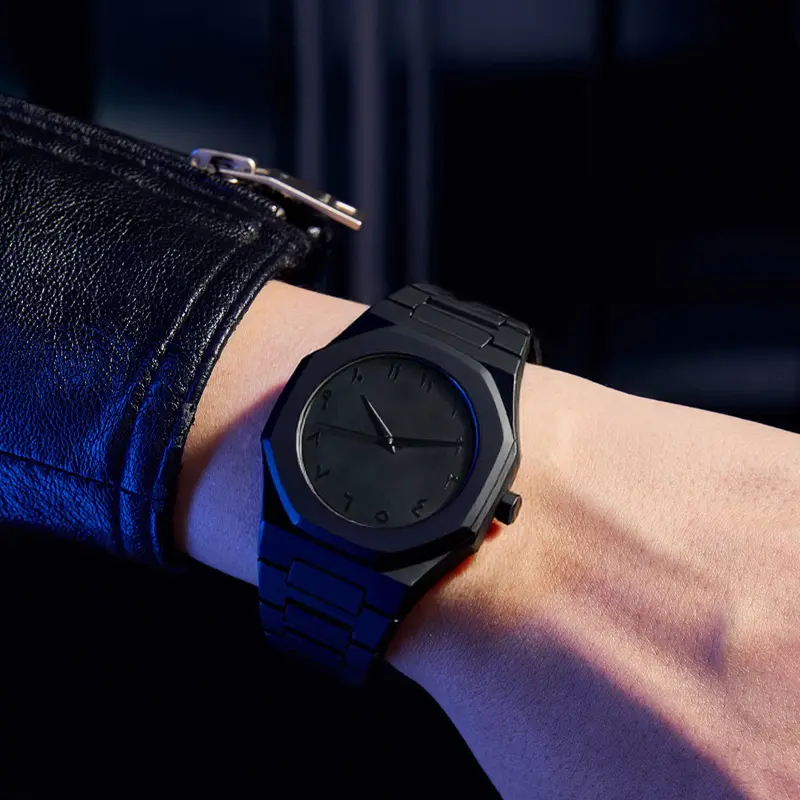 ساعة عربية فاخرة فخامة عربية بلمسة عصرية