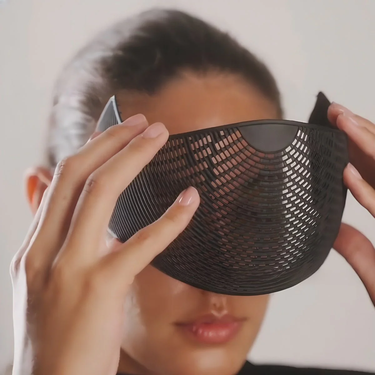 تاج الرأس المانع لانزلاق الحجاب