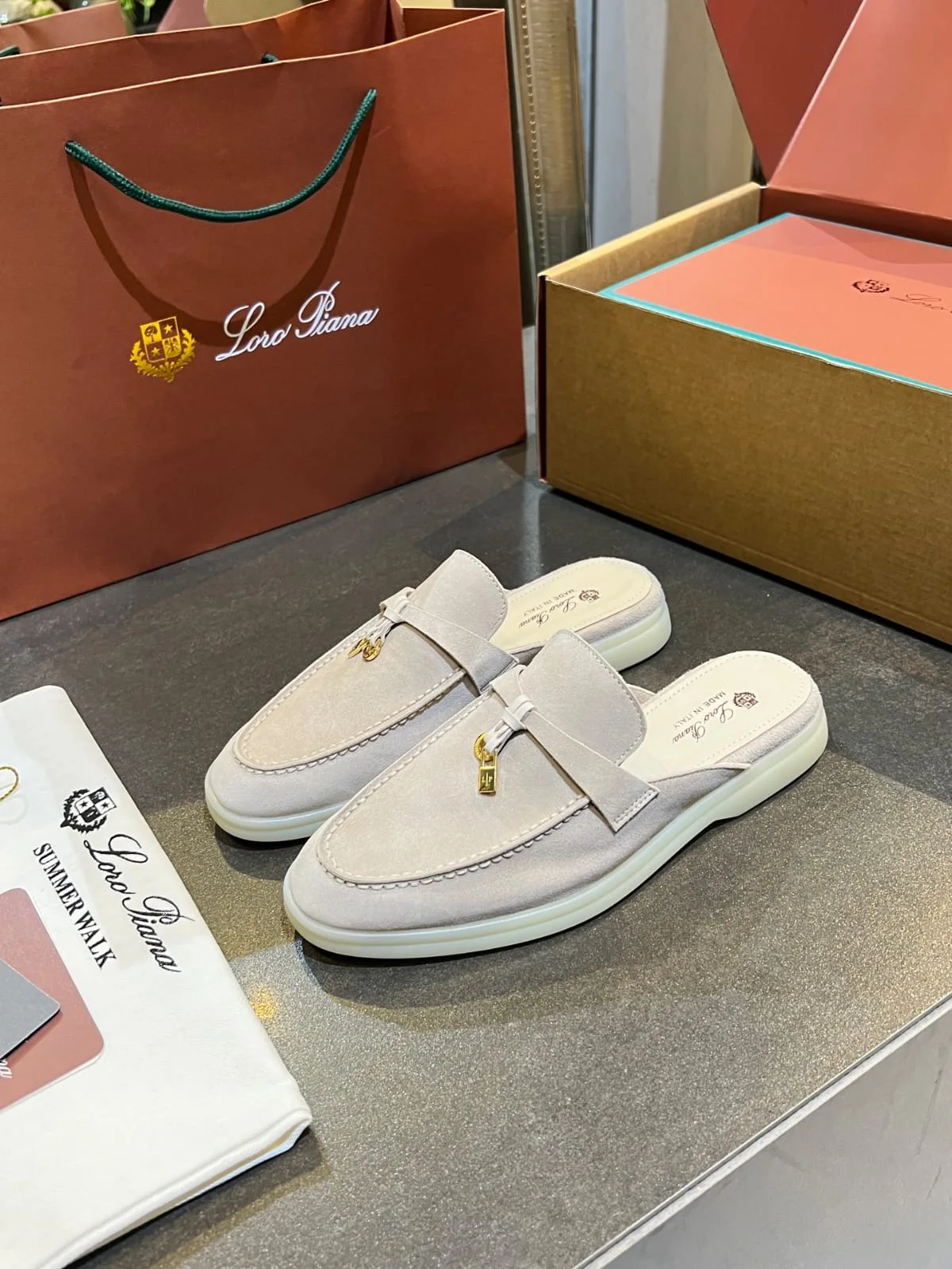 Mocassin Mangle Daim - Gris Clair / Beige