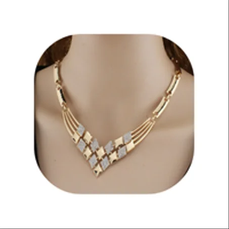 COLIERS PLAQUE OR سلاسل البلاكي