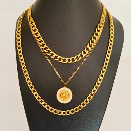 collier spika  triplé avec médaillé