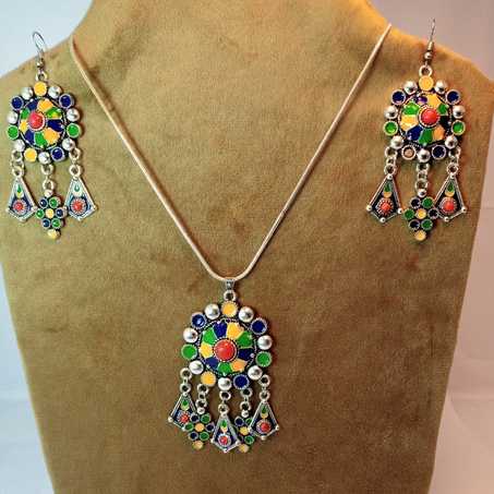 parure 2pieces COLIERE ET BOUCLE KEBYLE    طقم2 قطع