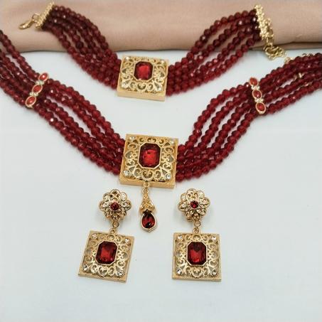 parure ras de cous rouge