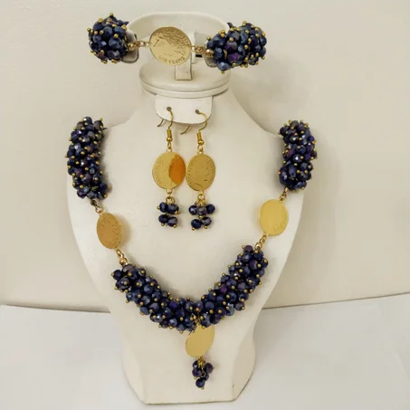 parure cristal bleu avec elouiz