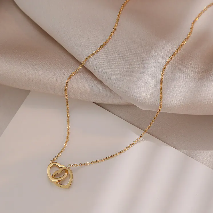 Dainty Collier pendentif double cœur en acier inoxydable