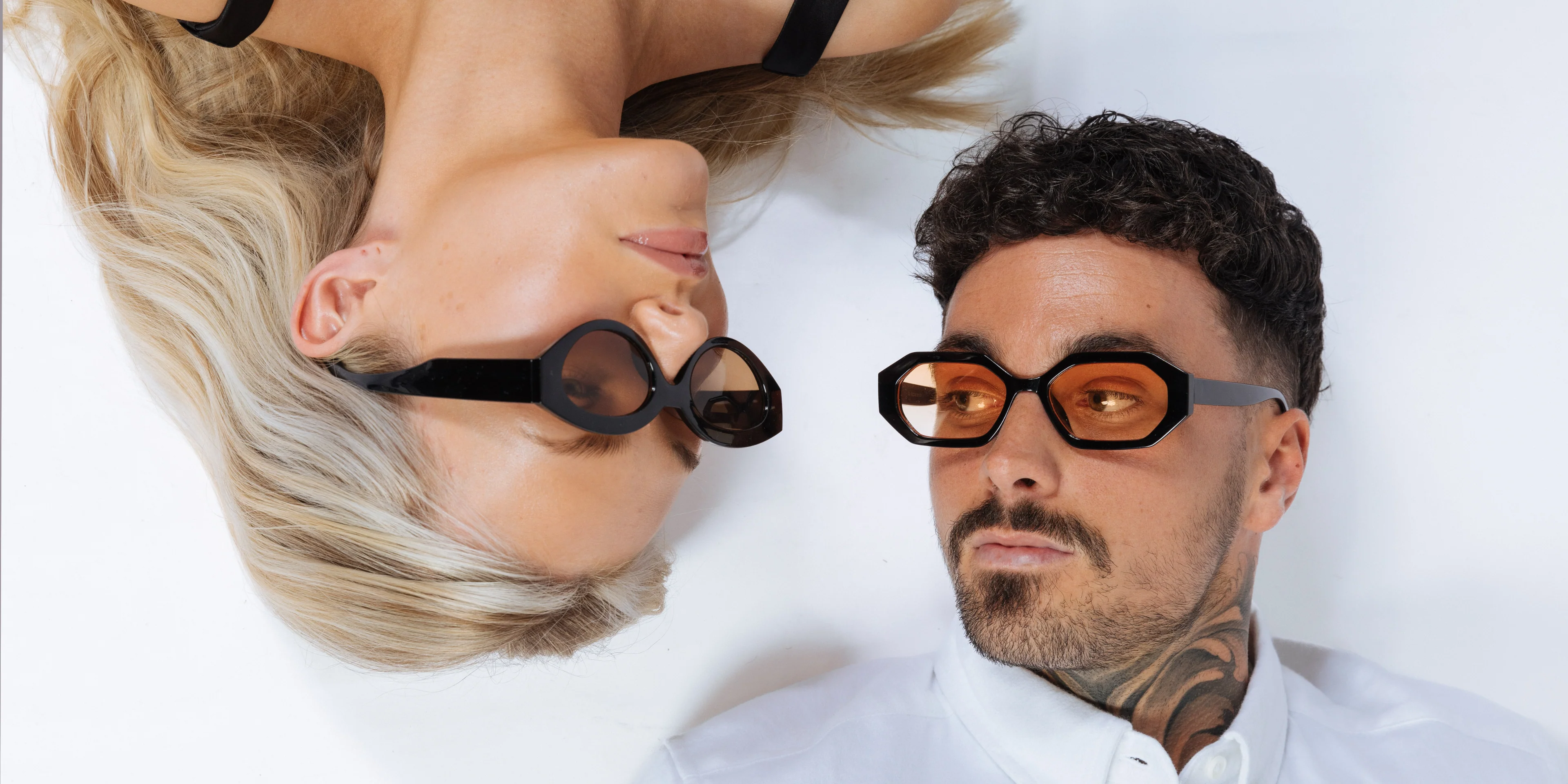 الملابس و الاكسسوارات