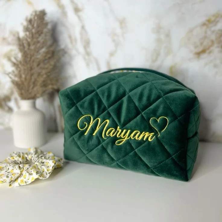 Custom name pouch 👜