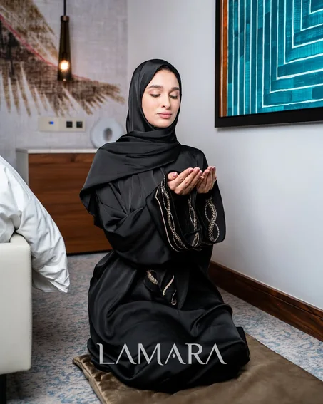 Takem Salet + Foulard Lamara