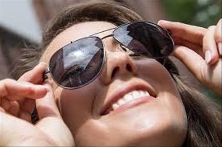 اشترك معنا واحصل على خصم 40% الى 50% عند شراءك النظارات الشمسية من المحلات المعتمدة لدينا.