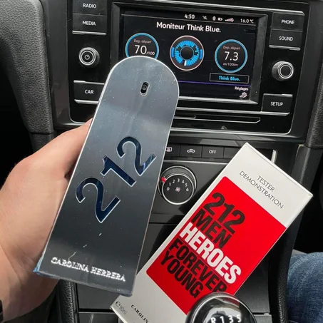 Tester 212 men heroes eau de toilette 90 ml👨🏼🔥