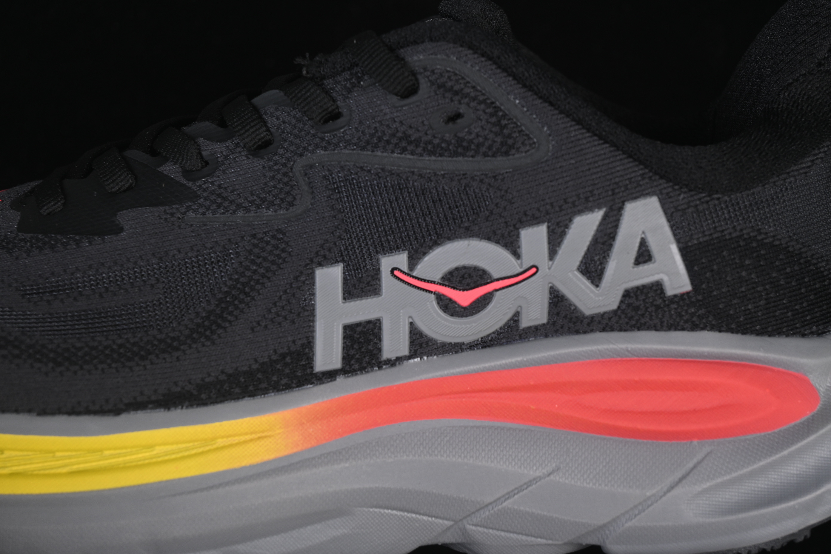 HOKA ONE CLIFTON 10