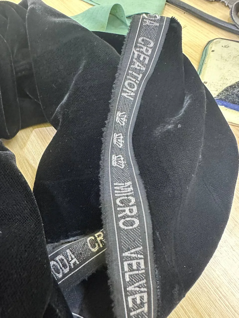 كيمونو "الأناقة المخملية" – لمسة ملكية عصرية