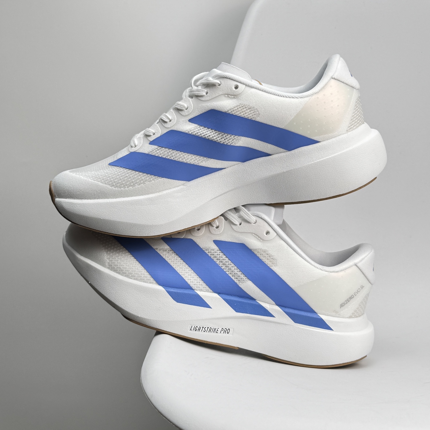 ADIZERO EVO SL