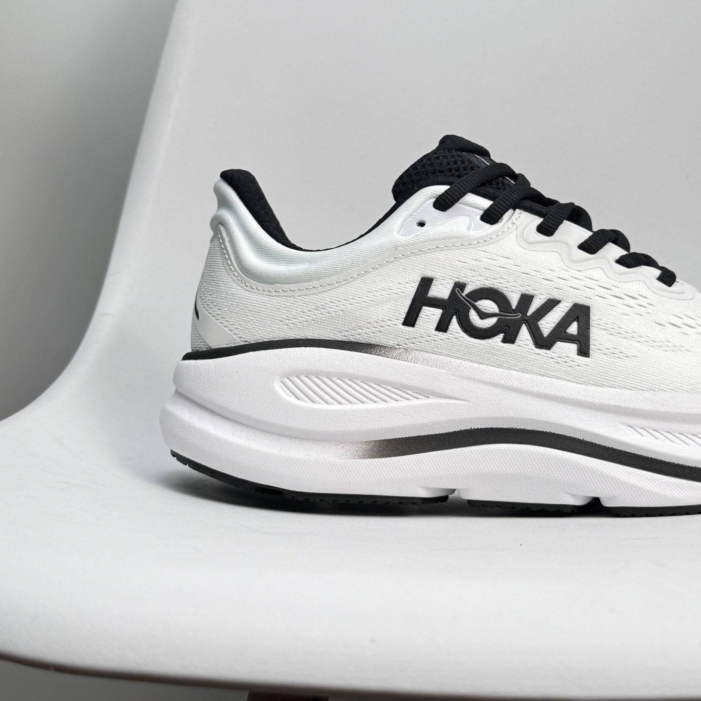 HOKA Bondi 9