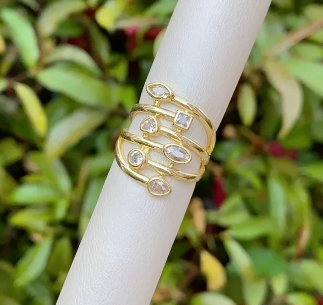 “Bientôt disponible” Bague Multi-Rangs 
