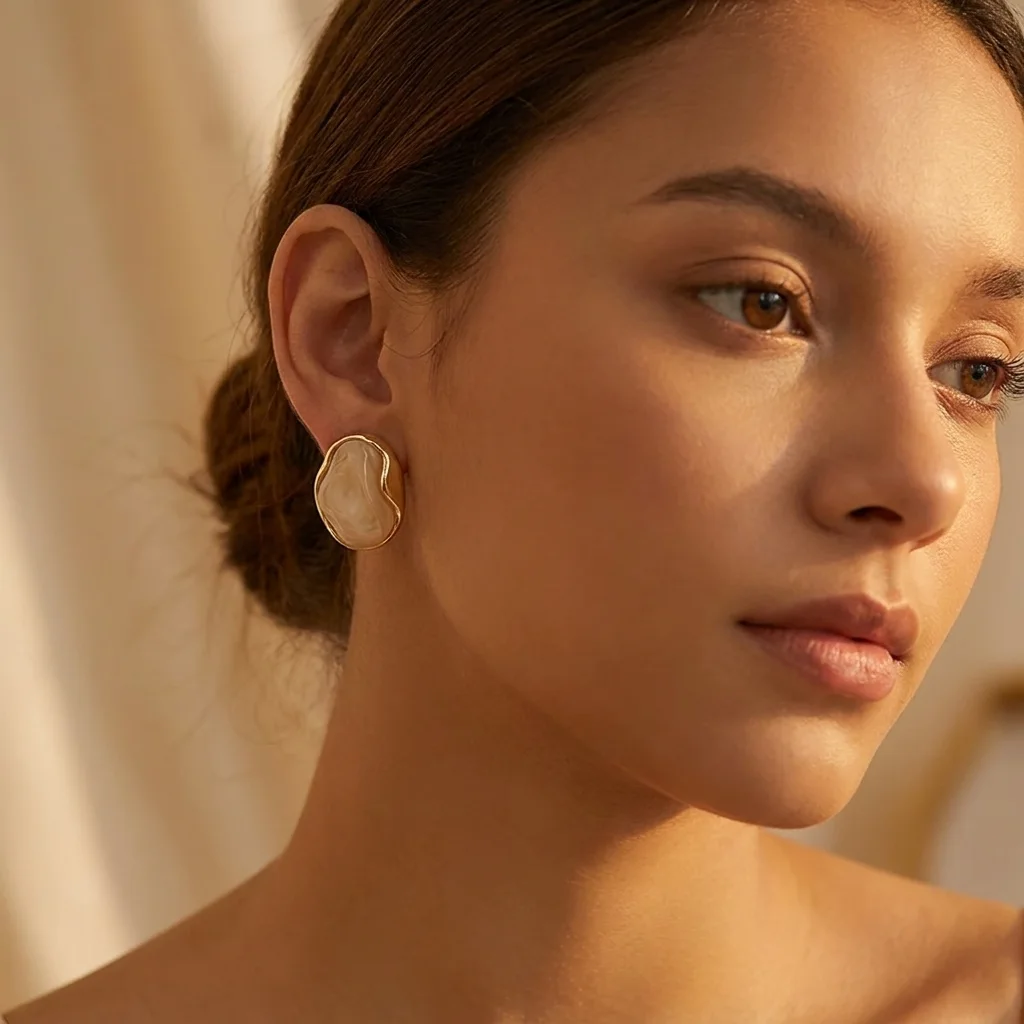 “Bientôt disponible” Boucles d'Oreilles Organiques 