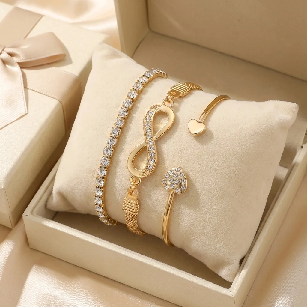 “Bientôt disponible” Set de Bracelets Infinity Love Gold