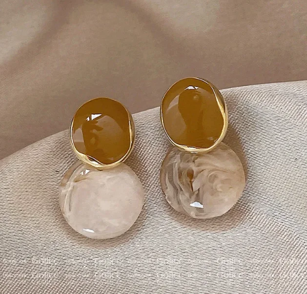 “Bientôt disponible” Puces d'Oreilles Organiques 