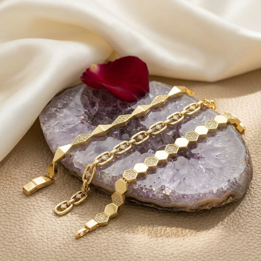 Trio de Bracelets en Acier Inoxydable Doré 18k PVD - Motifs Nid d'Abeille, Maillons & Losanges