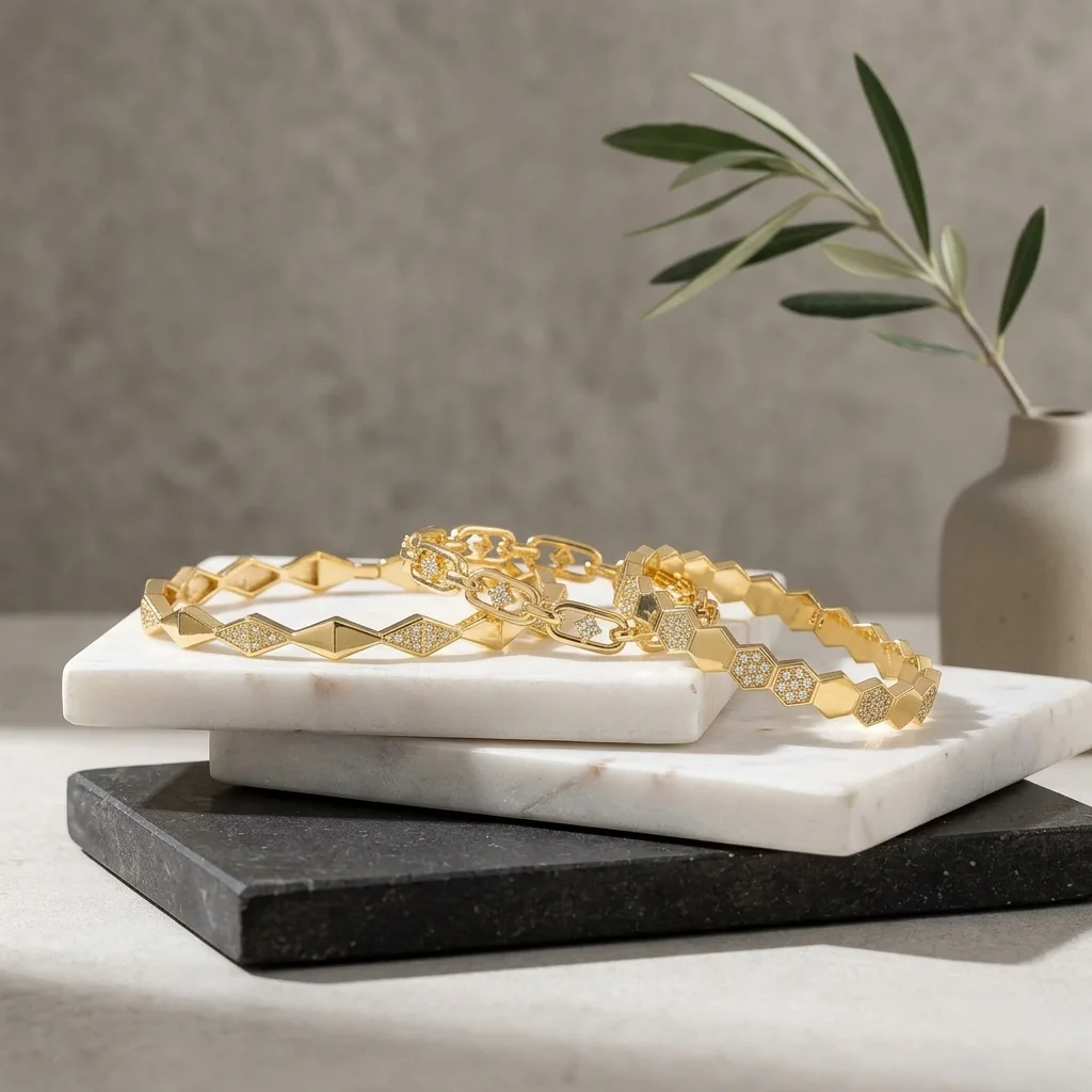 Trio de Bracelets en Acier Inoxydable Doré 18k PVD - Motifs Nid d'Abeille, Maillons & Losanges
