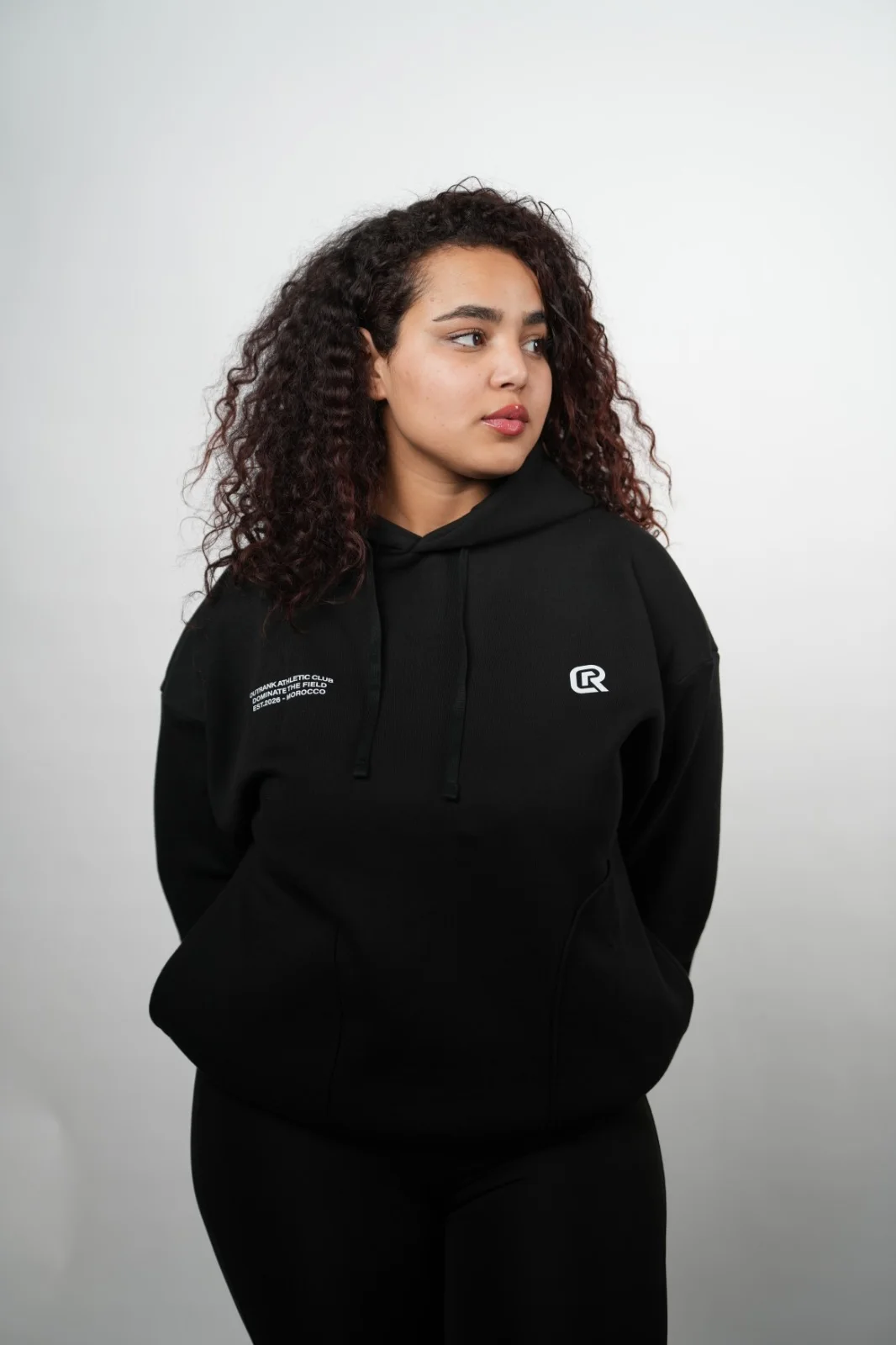 OVERSIZED BLACK HOODIE