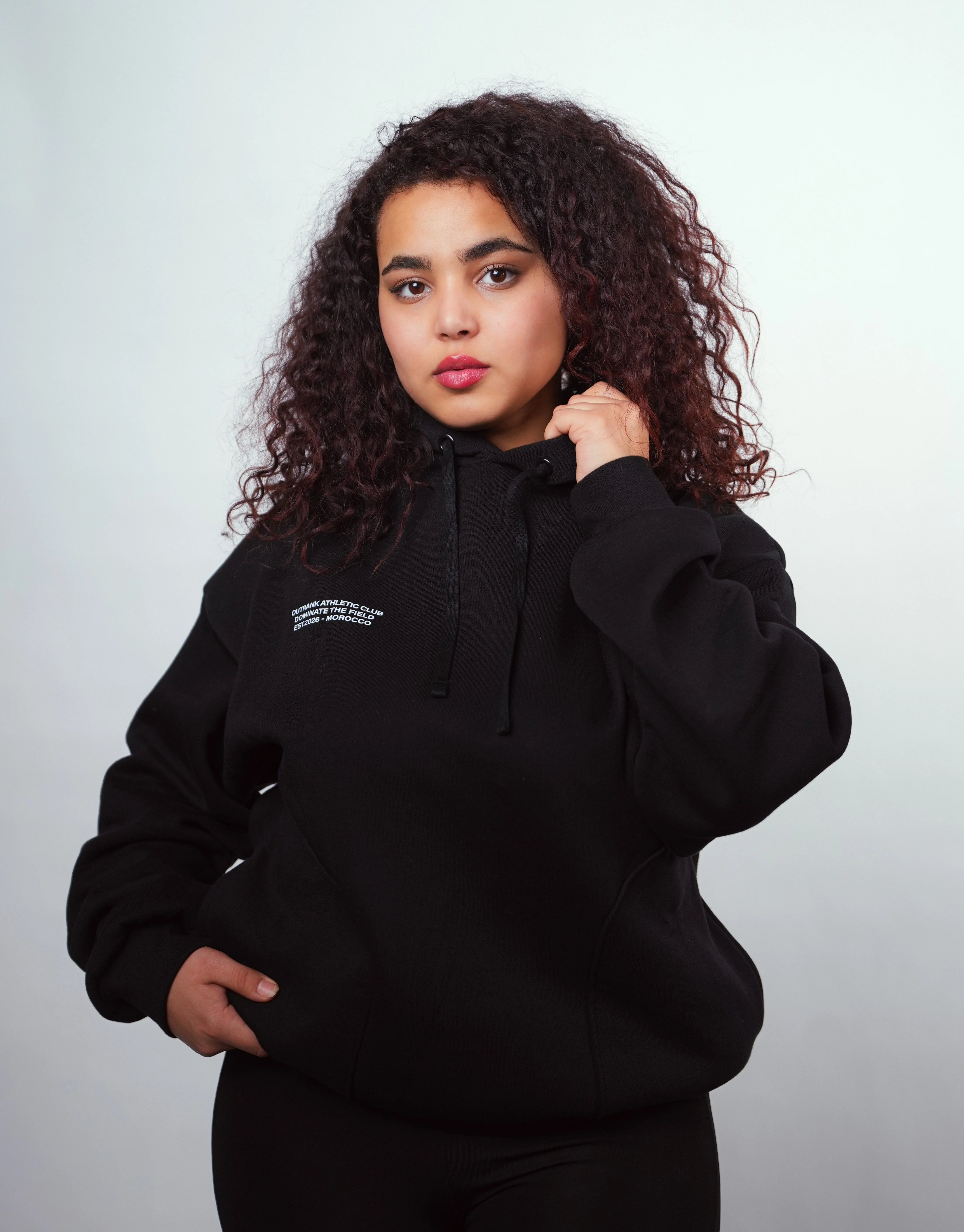 OVERSIZED BLACK HOODIE