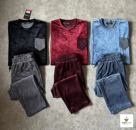 🔥 *بيجامات رجالية فخمة – دفء + أناقة في كل لحظة!* 🔥