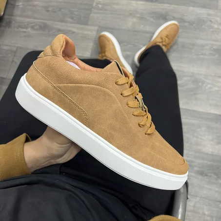 Le Nouveau Model BeIIy White (A01)