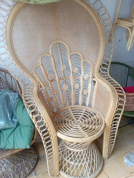 كرسي الطاووس الملكي من الروتان