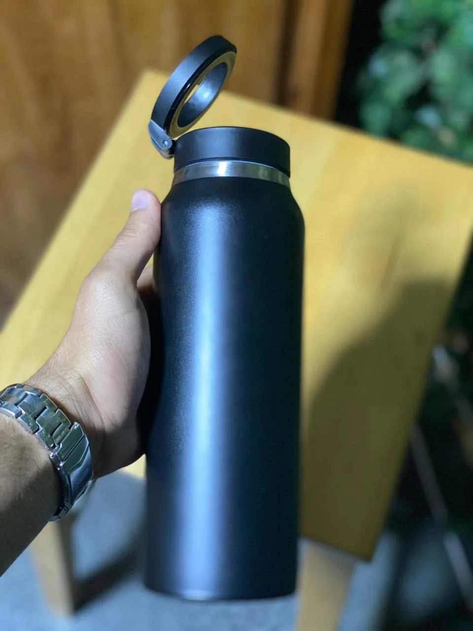 القنينة الذكية MagBottle +هدية  غير متوقعة