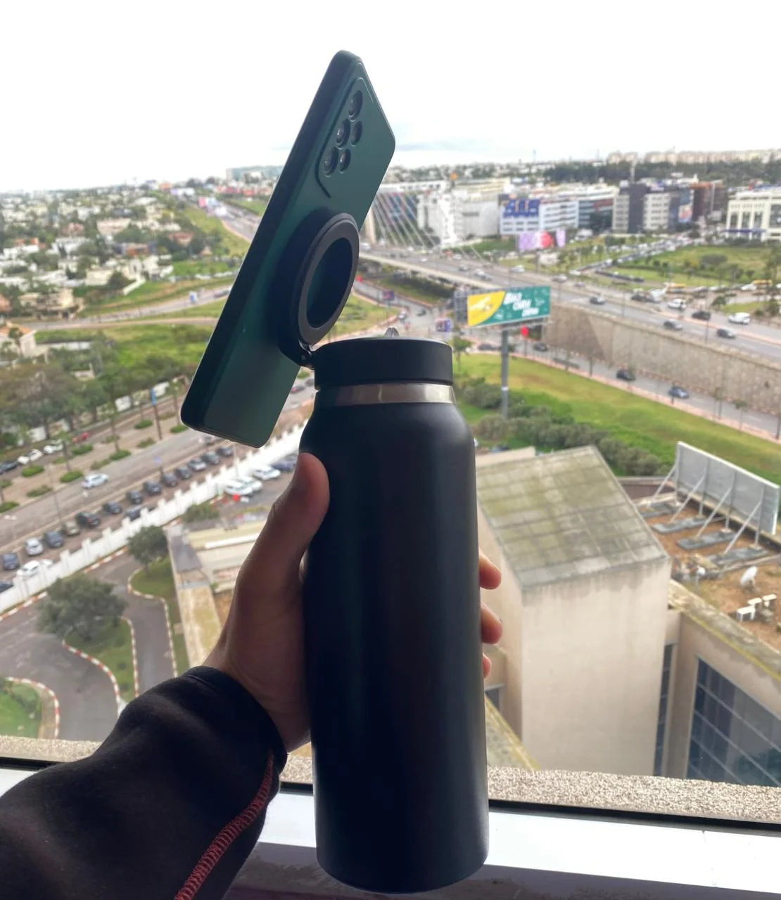 القنينة الذكية MagBottle +هدية  غير متوقعة