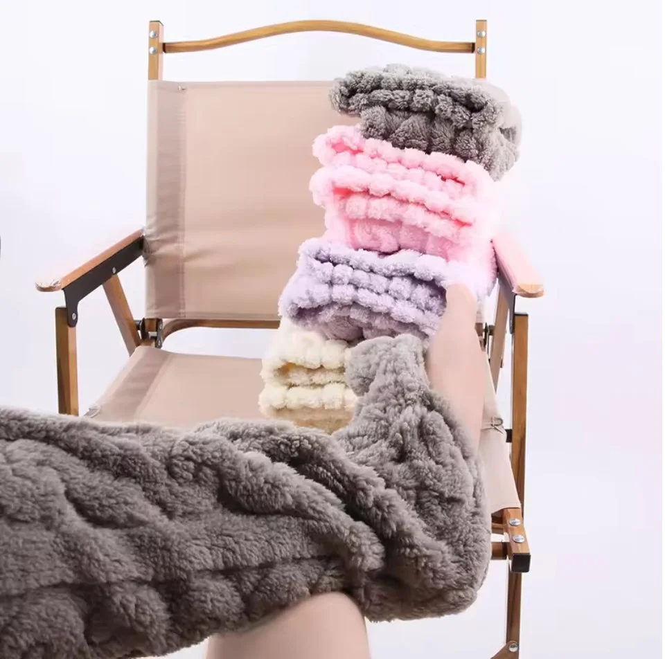 جوارب دافئةو طويلة