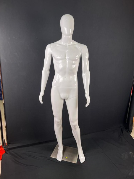 mannequin homme sportif blanc en polyester