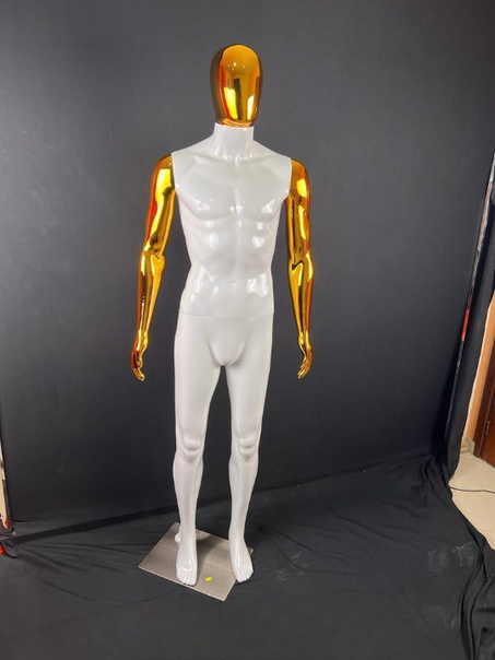 MANNAEQUIN HOMME POLYSTER BLANC/TETE ET MAINS GOLD