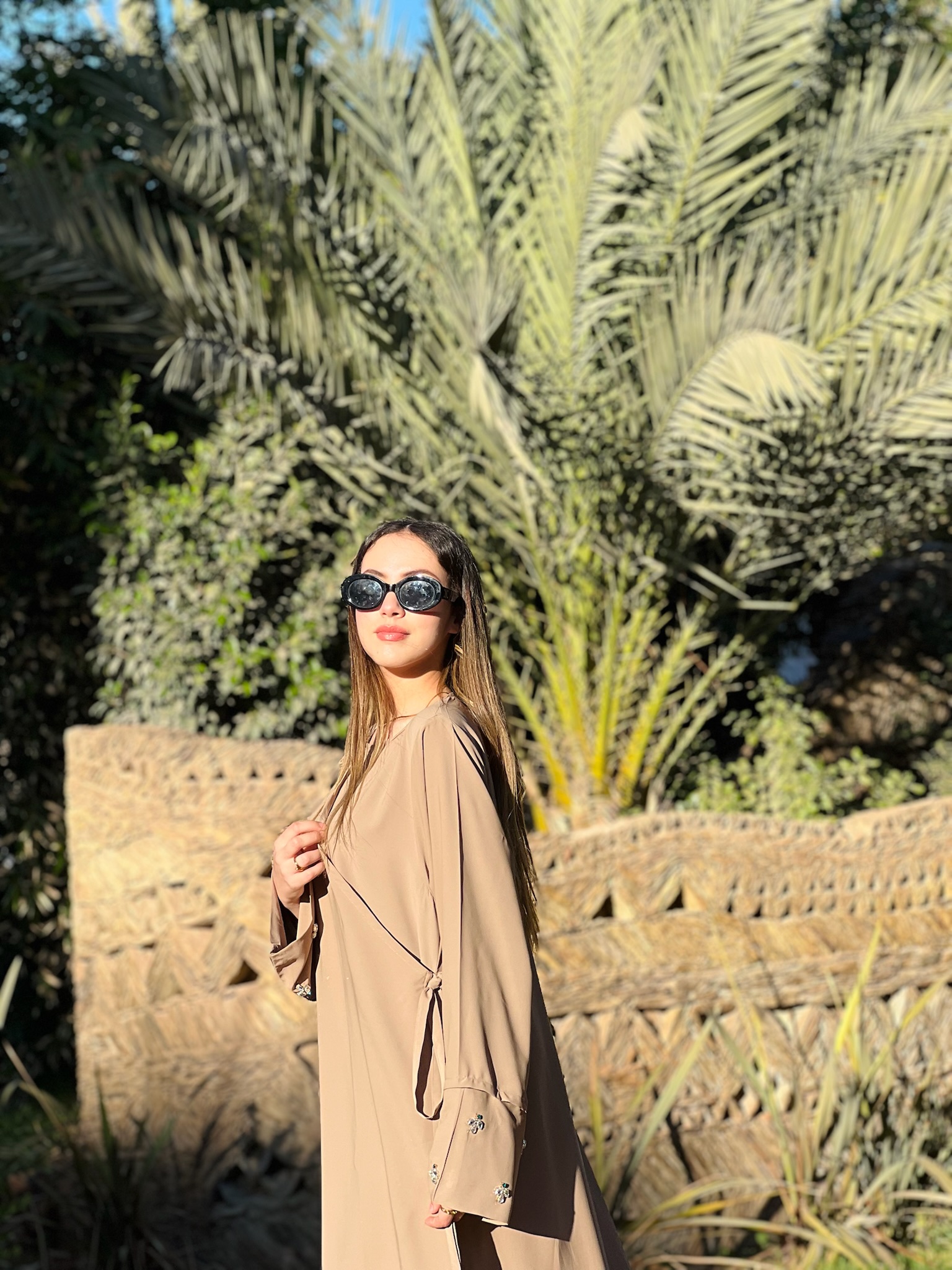 عباية متعددة الإطلالات