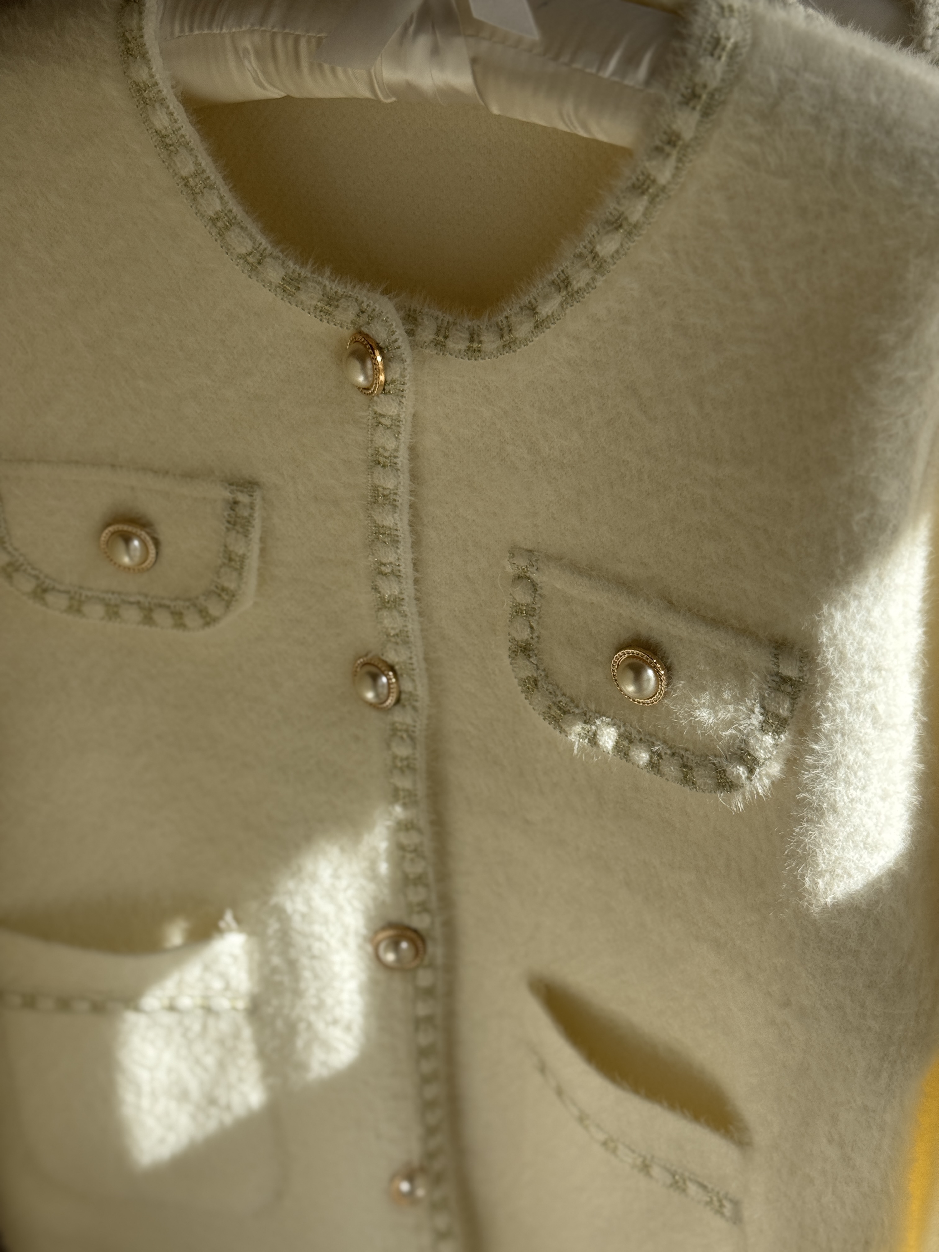 ✨ إطلالة أنيقة تجمع بين البساطة والفخامة ✨