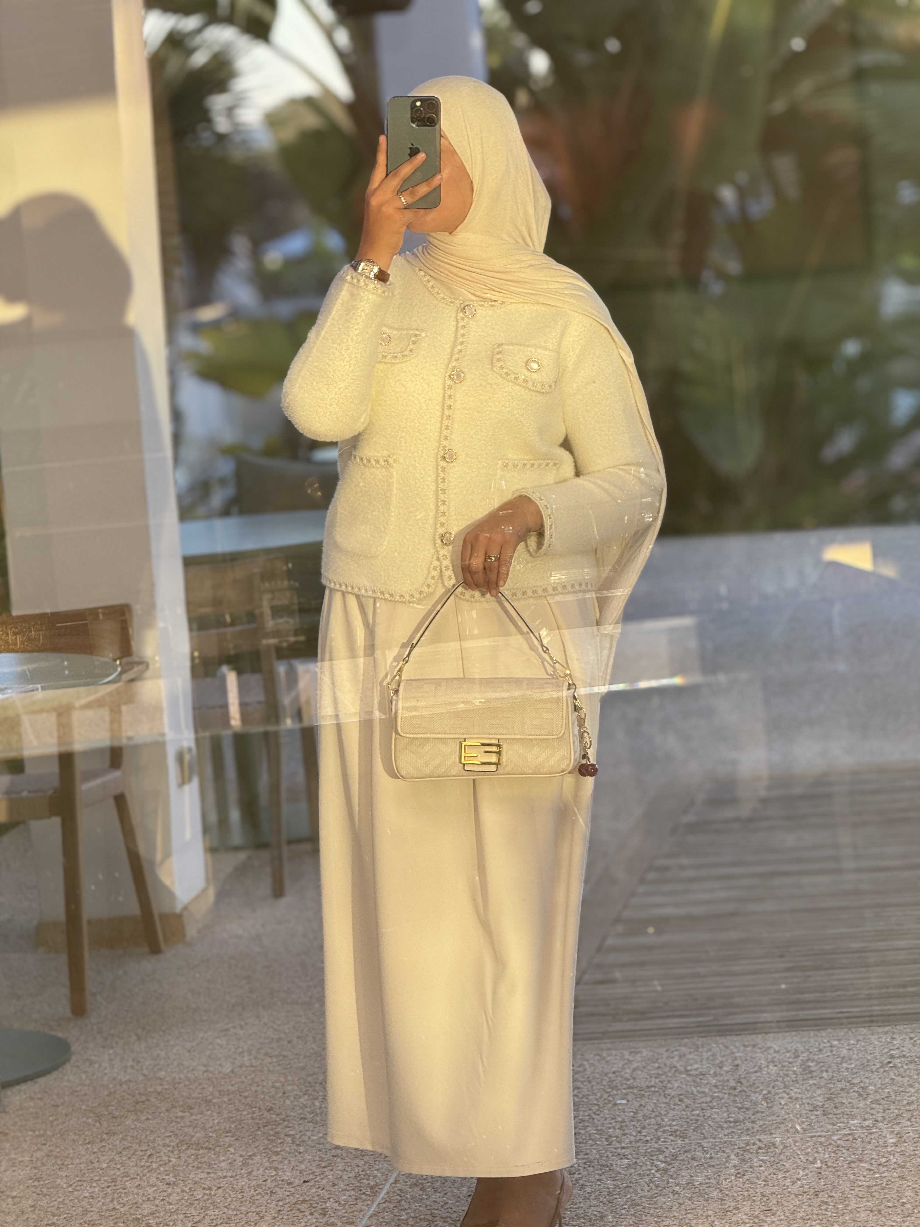 ✨ إطلالة أنيقة تجمع بين البساطة والفخامة ✨