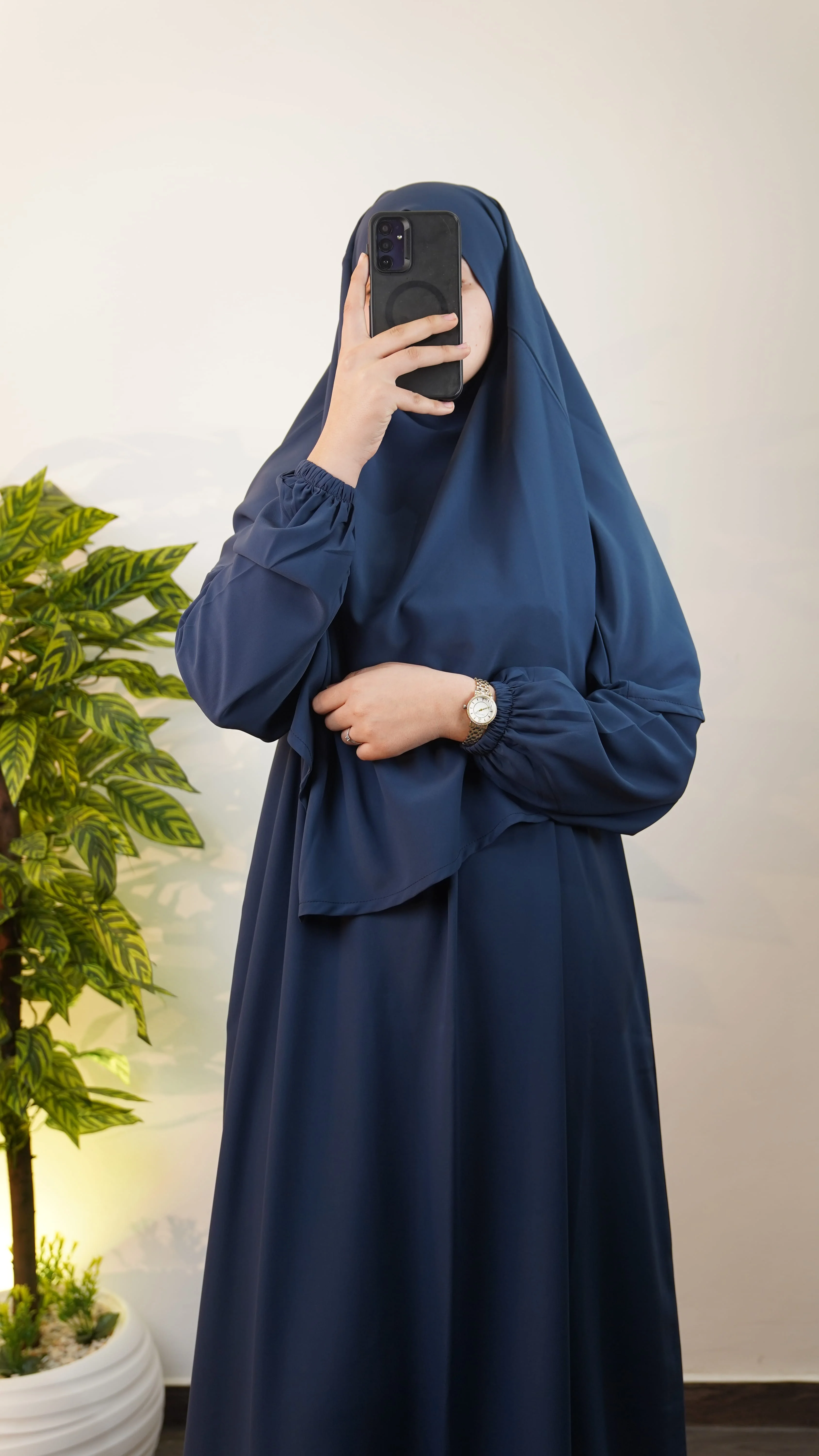 عباية بالسنسلة للمحجبات
