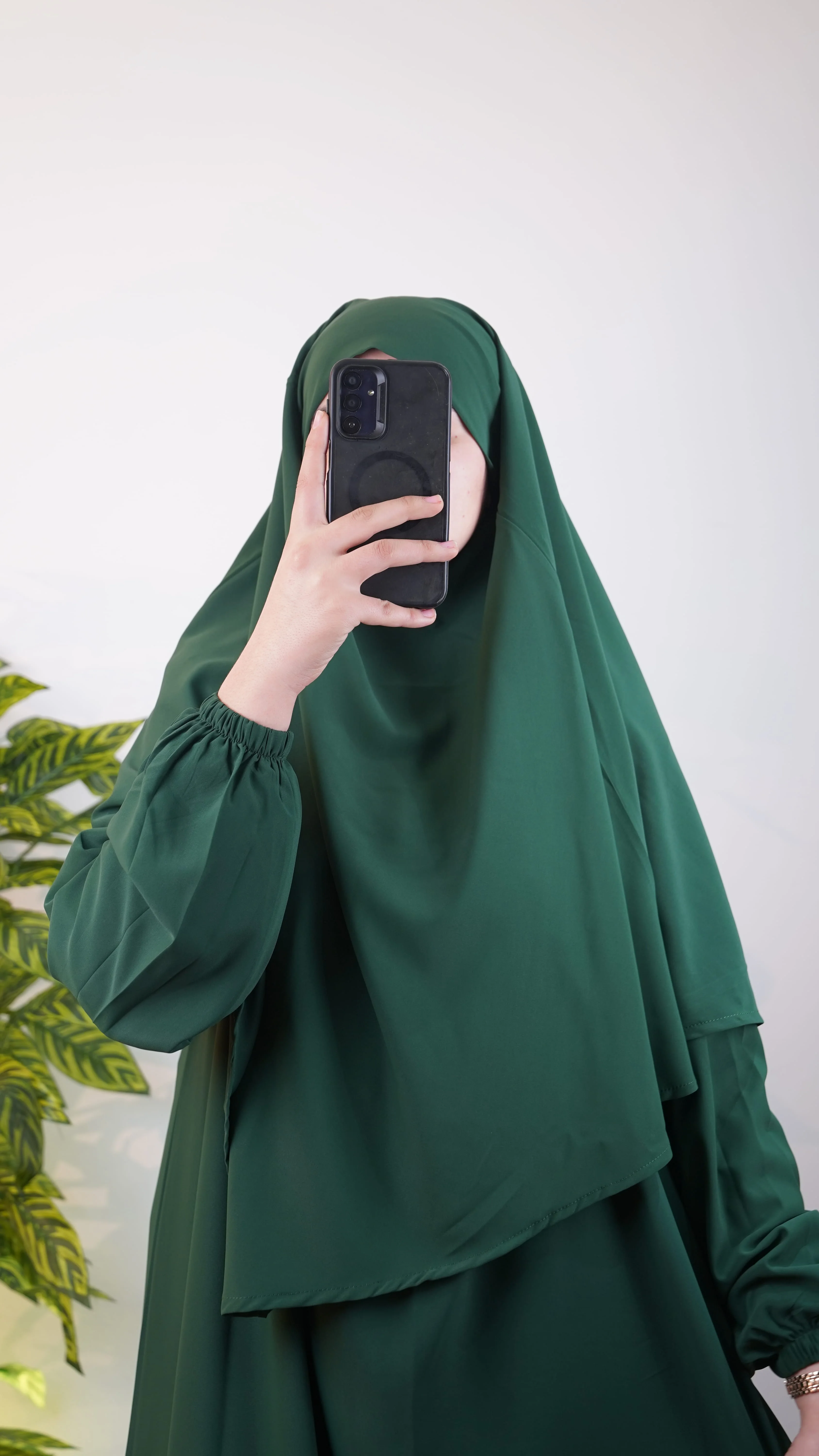 عباية بالسنسلة للمحجبات