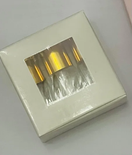 مجموعة (150) كرتون ابيض فارغ لوضع 3 زجاجات ربع تولة