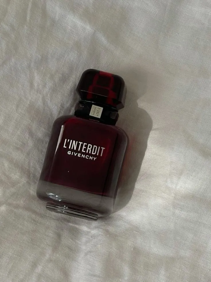 L'Interdit Eau de Parfum Rouge Givenchy pour femme