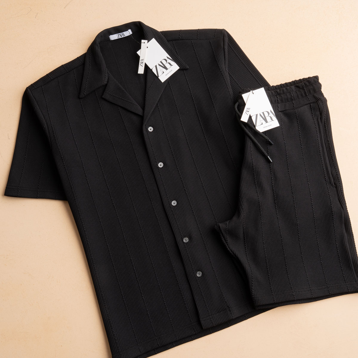 قميص وشورت Jakar suit