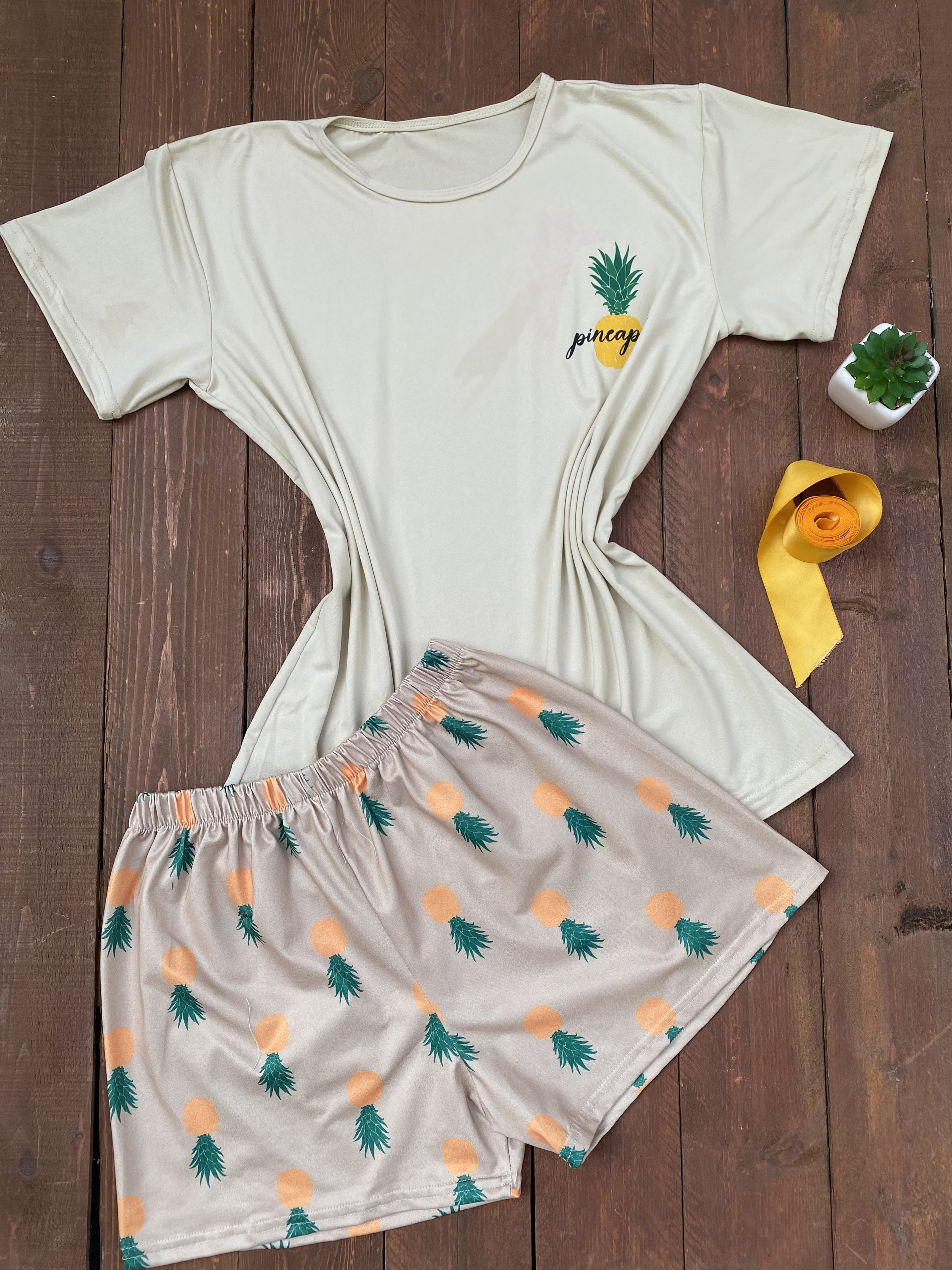 بيجامة حريمي Pineapple Hot Short