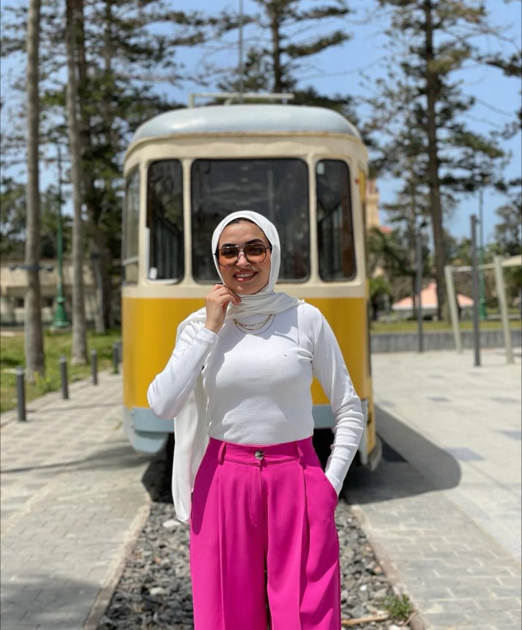 بنطلون روزلين