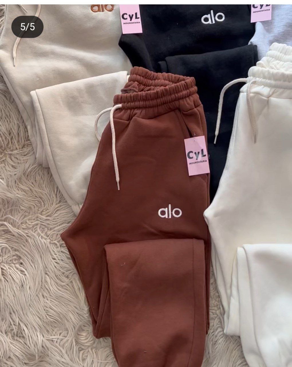 بنطلون Alo