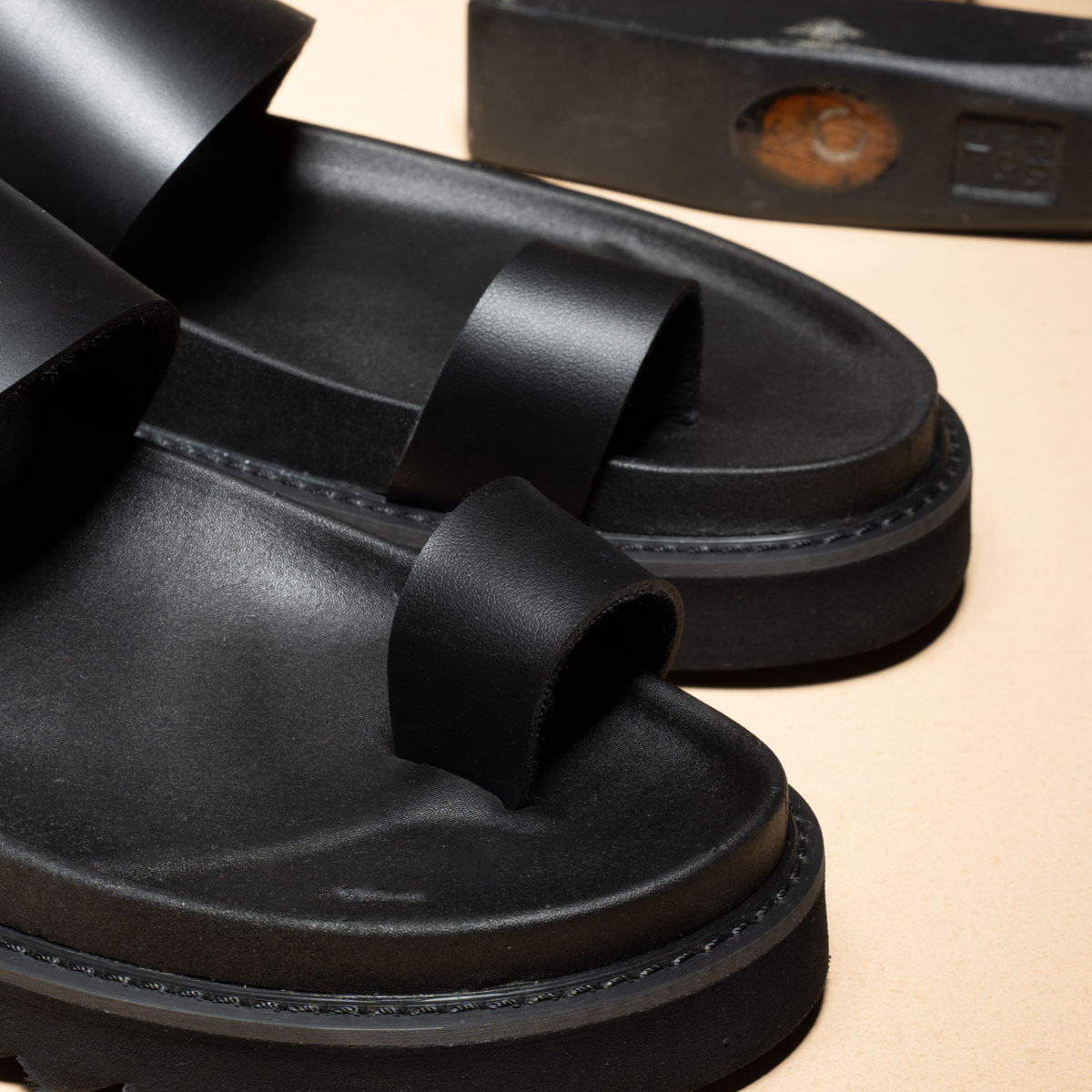 سليبر ZARA Finger SV49