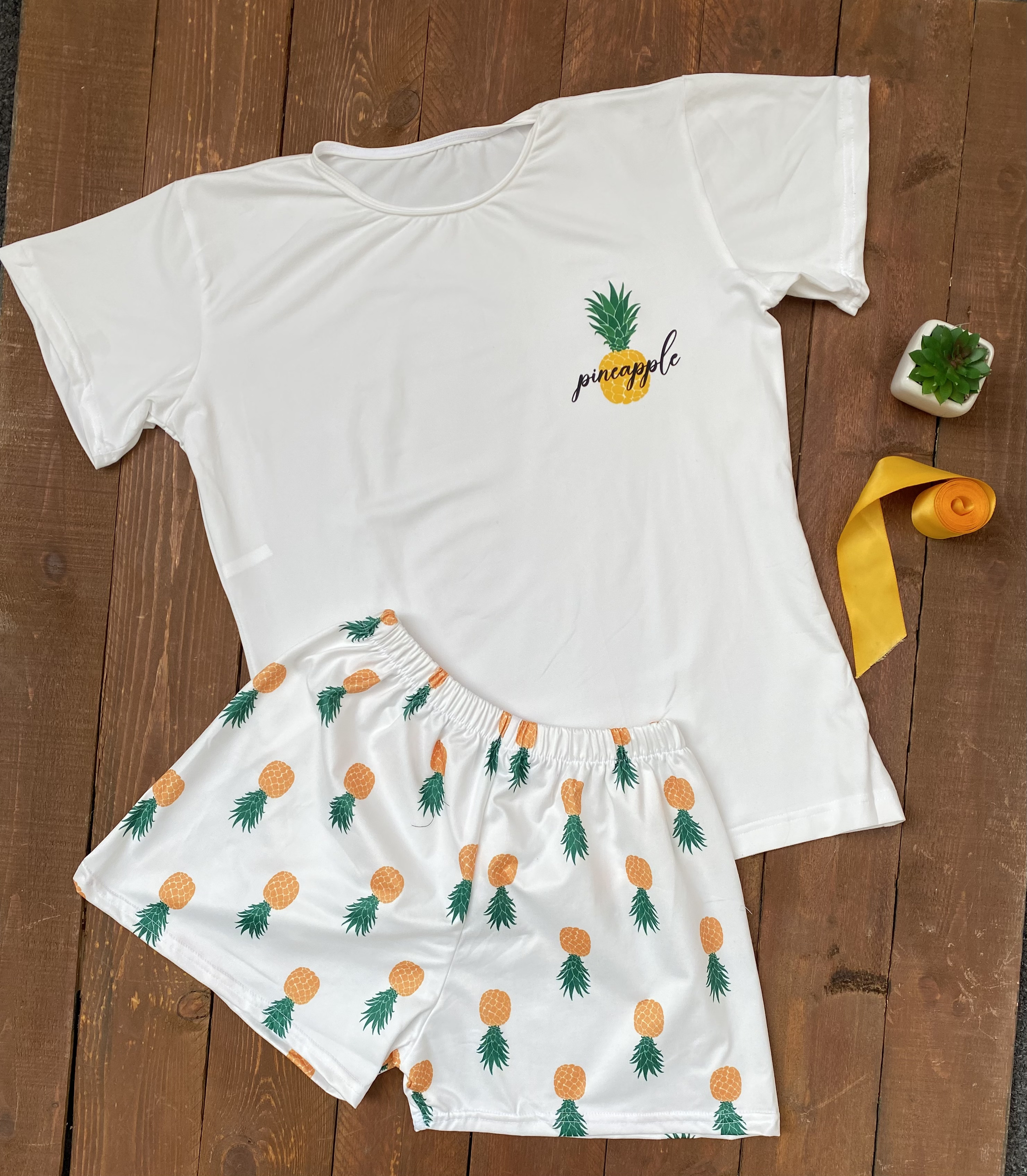 بيجامة حريمي Pineapple Hot Short