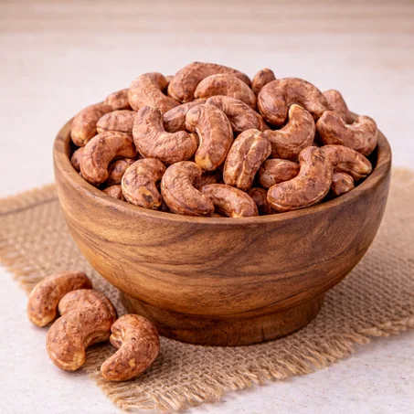 كاجو ملكي محمص بالقشرة