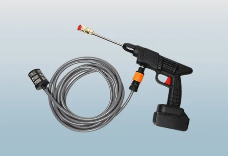 مسدس الغسيل بالفوم الرهيب